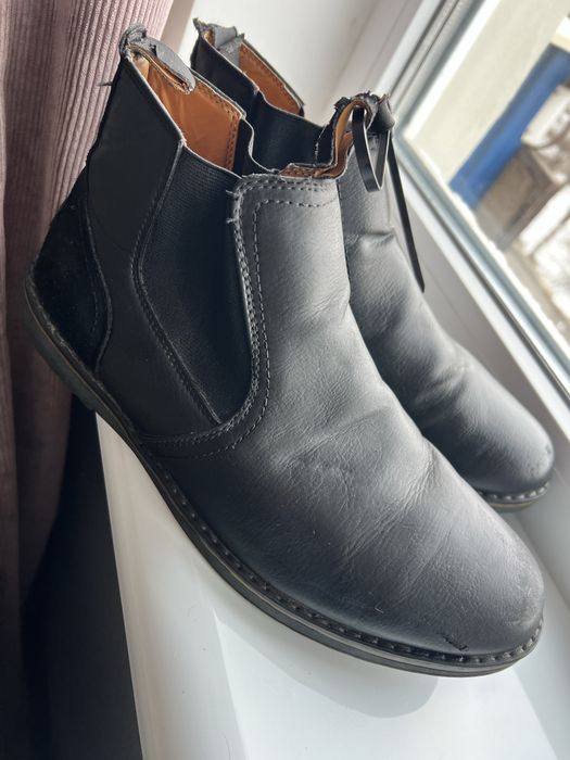 Чоловічі ботинки