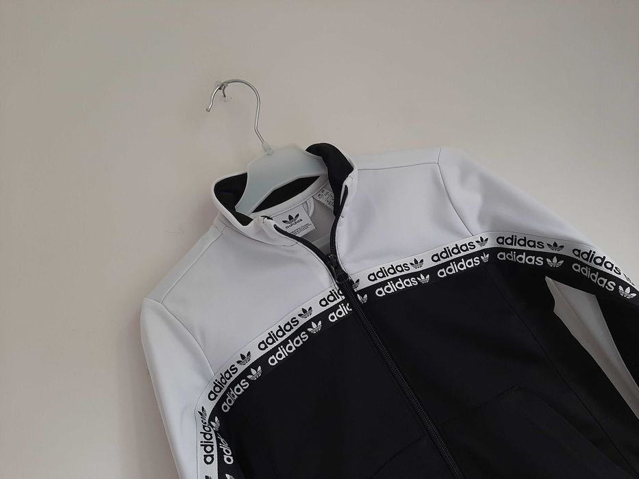 Dres adidas 6-7lat