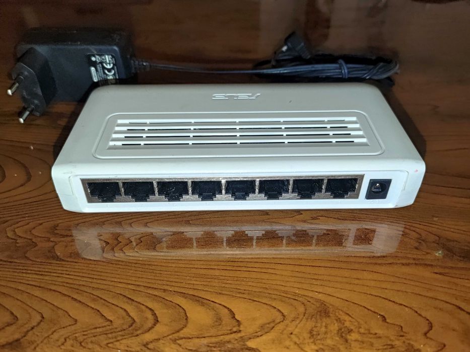 Комутатор Мережевий ASUS GX1008B