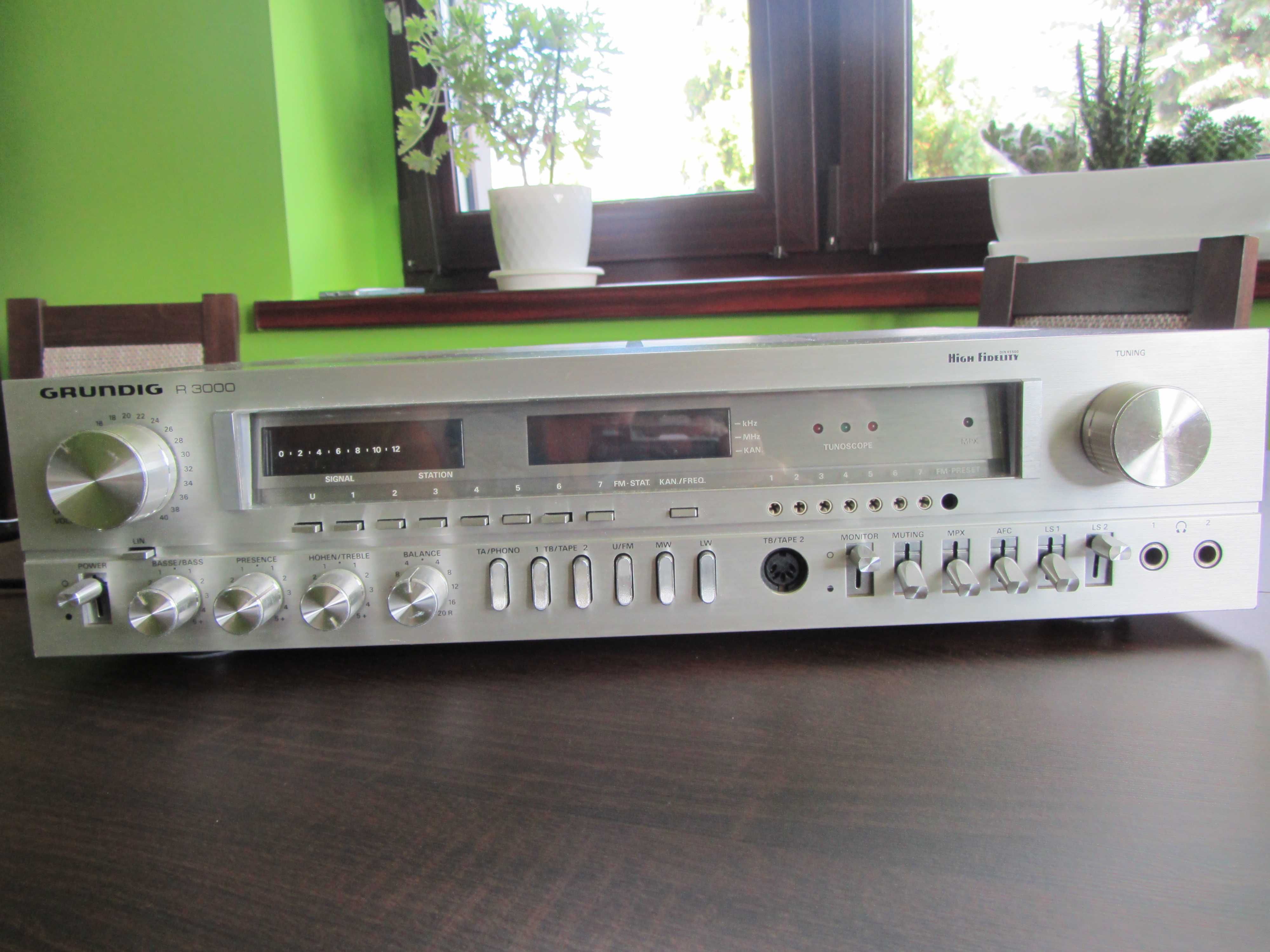 Amplituner Grundig R 3000