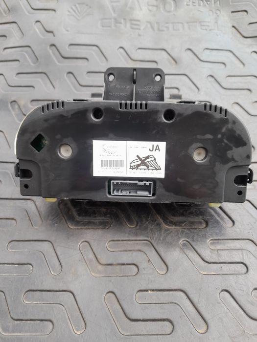 Щиток приборов Приборка для Форд Фиеста МК5 МК6