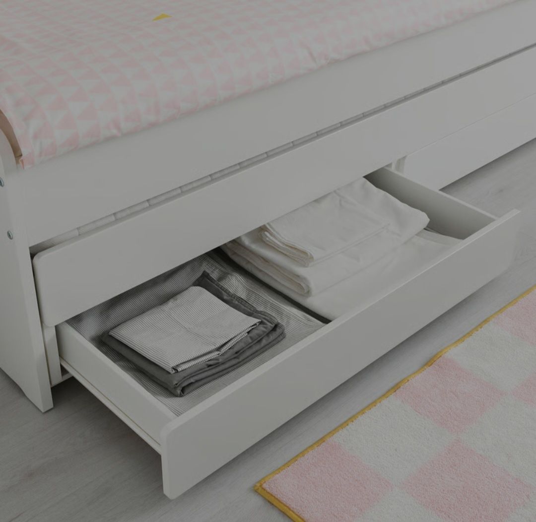 Dolne pojemniki i wysuwane łóżko do łóżka SLÄKT Ikea 
Rama