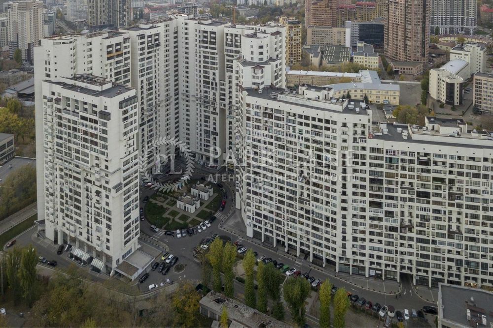 Продається 3к квартира вул Євгена Коновальця 44-А Печерський район