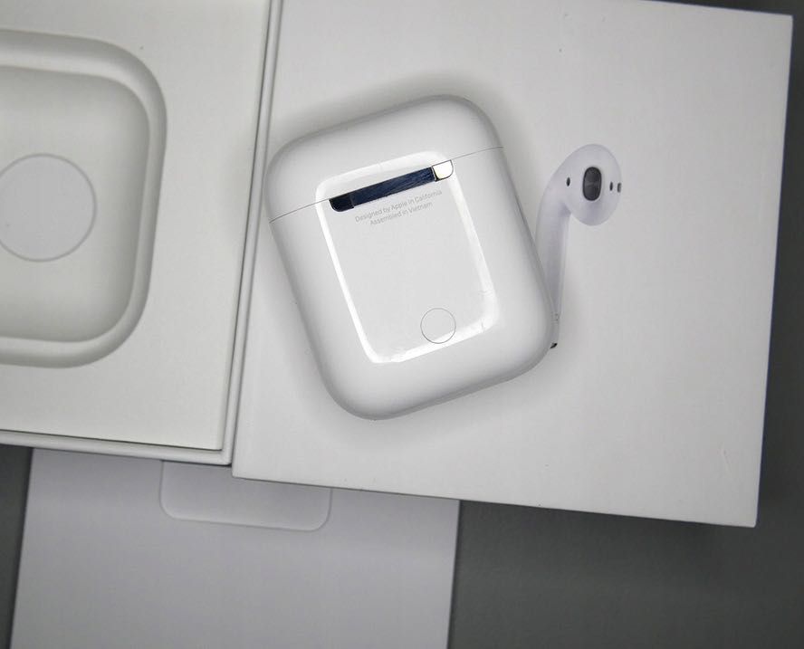 Apple AirPods Etui ładujące Charging Case