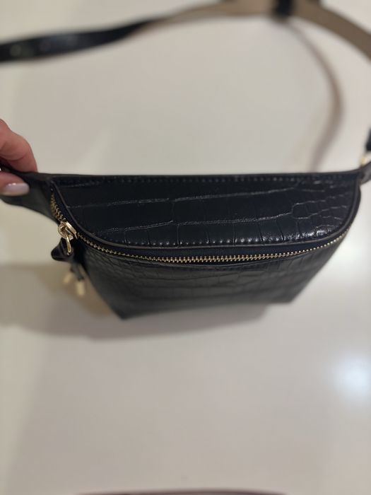 Продам женскую сумочку/ барсетку H&M