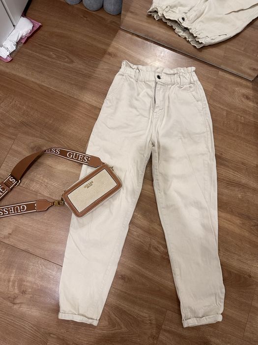 Джинси бежеві мом