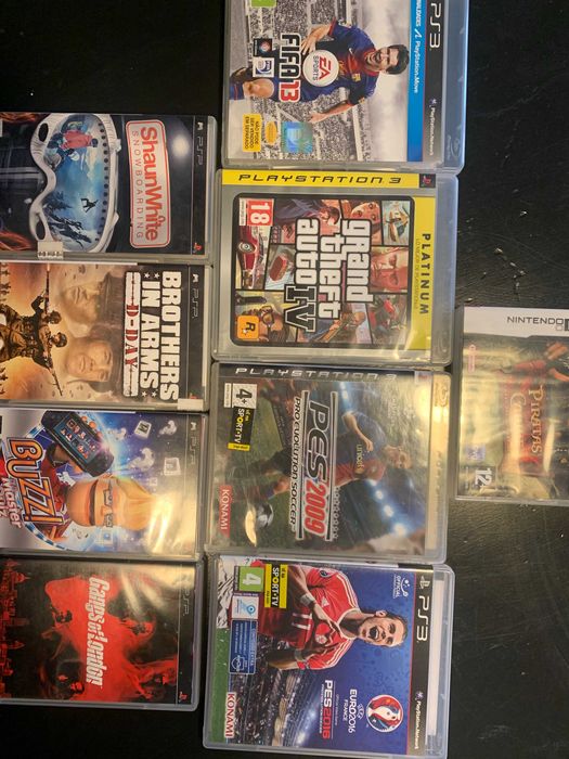 Vários jogos de consolas