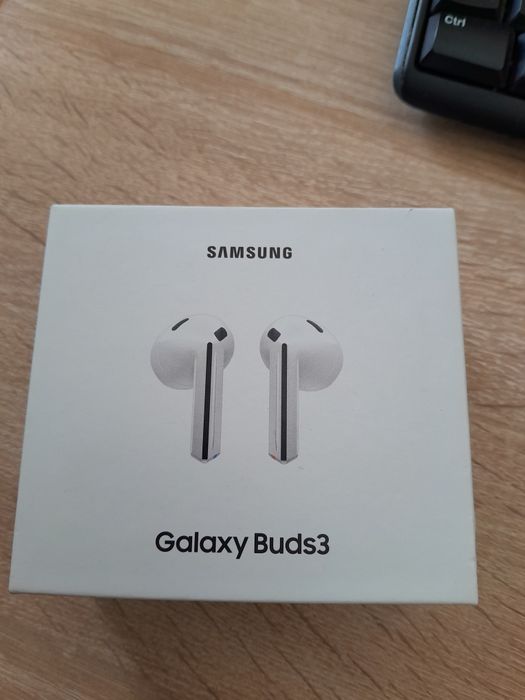 Продаю навушники SAMSUNG Galaxy Buds3 (SM-R530NZWASEK)