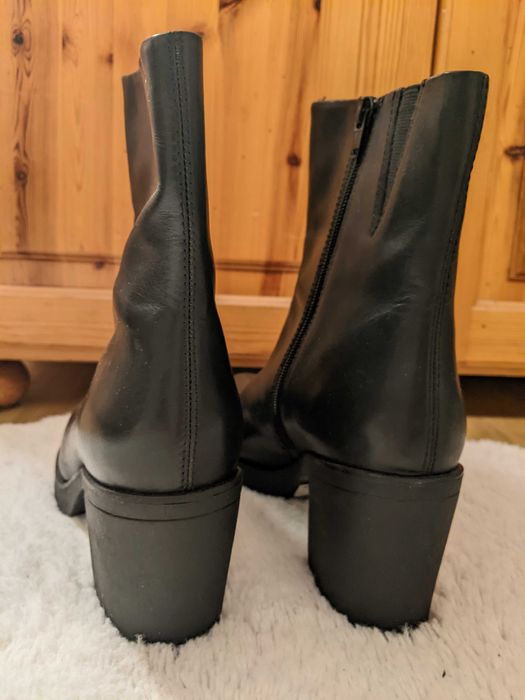 Ботильйони жіночі Vagabond демісезонні р.41 шкіра молнія платформа