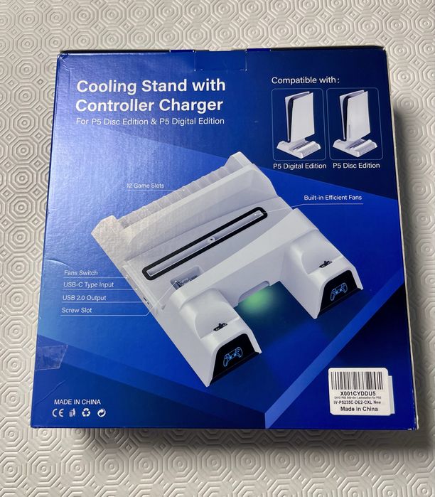 Suporte OIVO com Ventoinha e Carregador para Comandos PS5 – Como Novo!