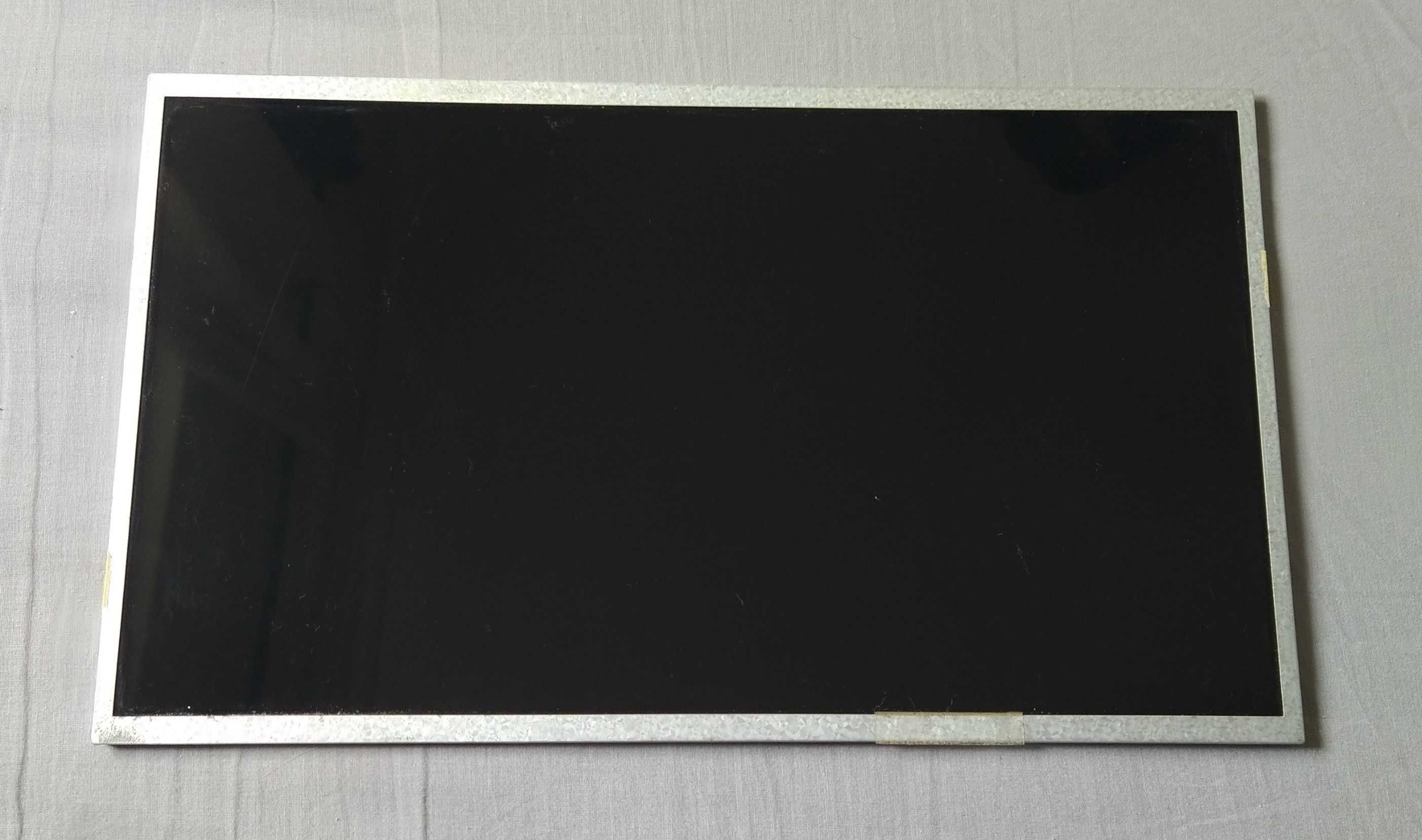 Display LCD M140NWR2