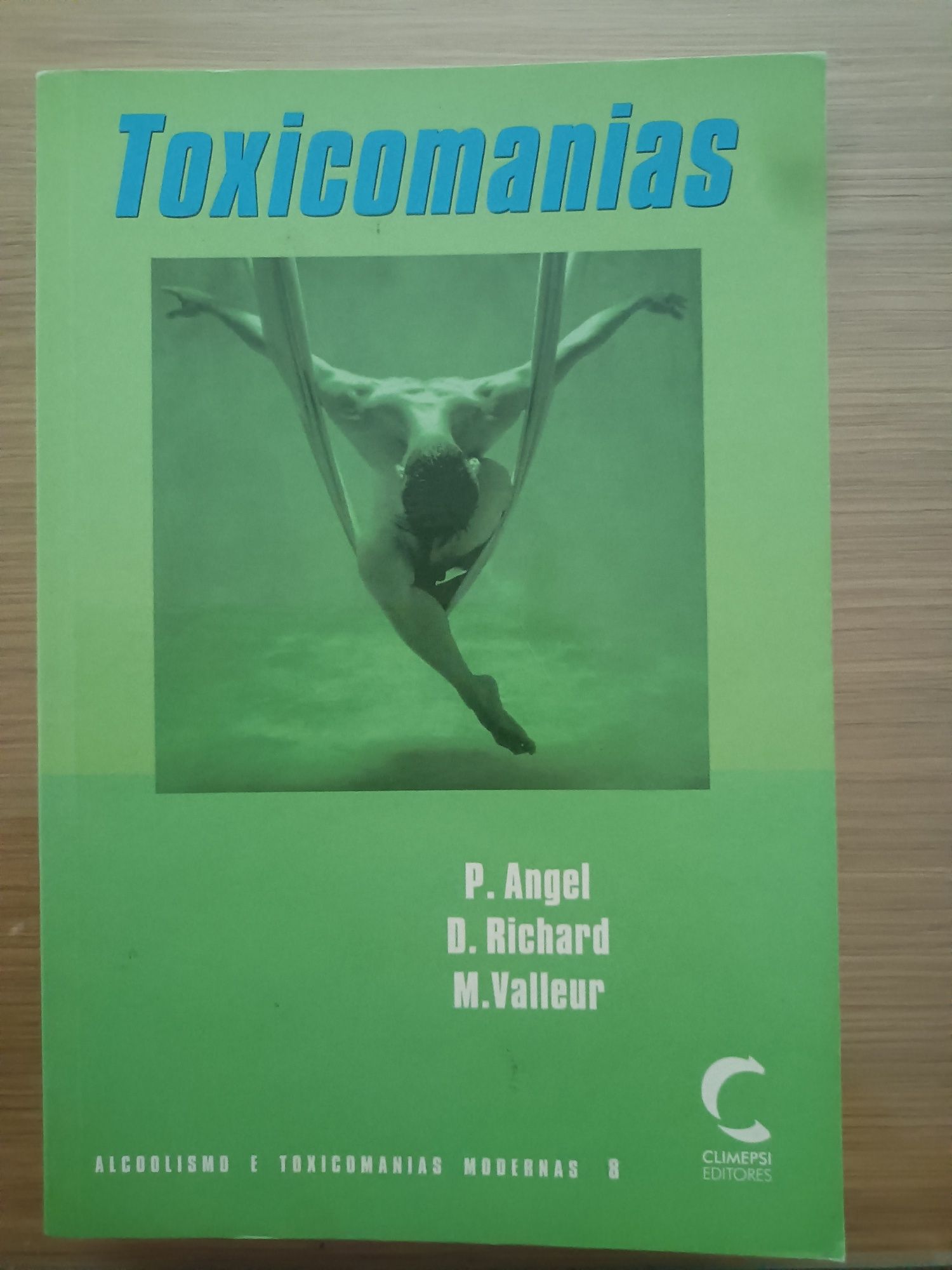 Vendo livro Toxicomanias