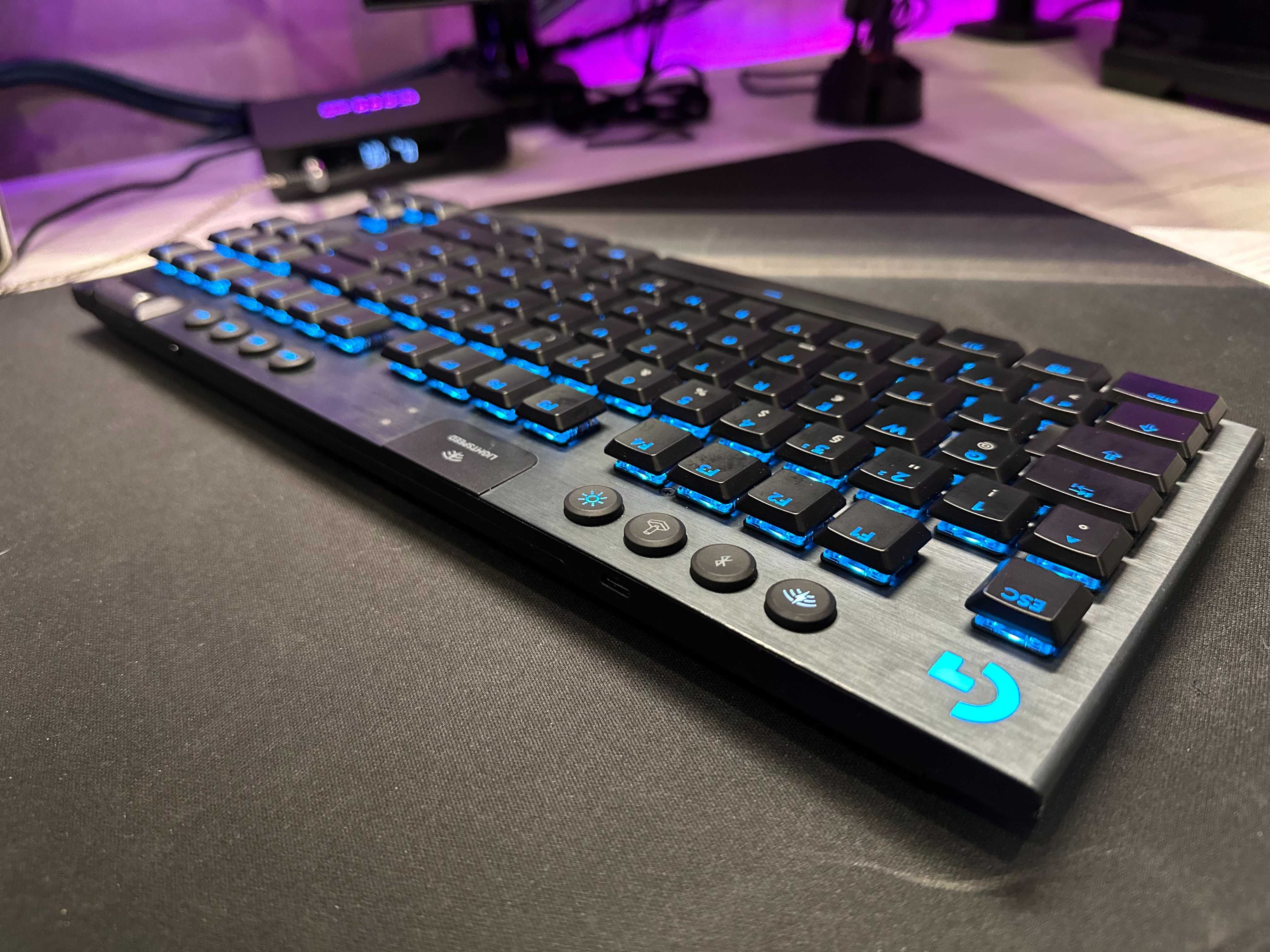 Logitech G915 TKL Lightspeed Wireless