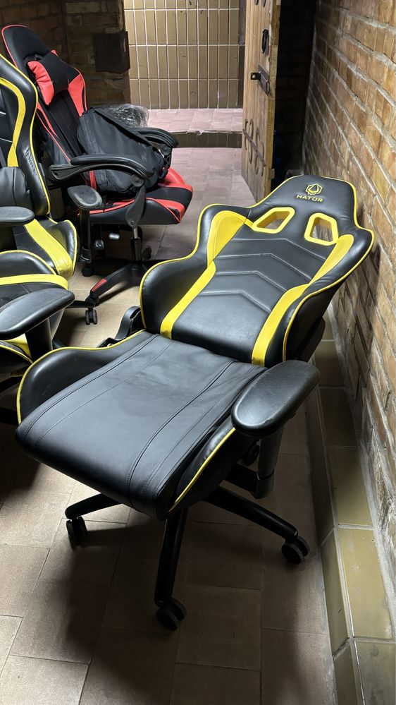 Геймерське крісло, геймерское кресло, ігрове крісло
