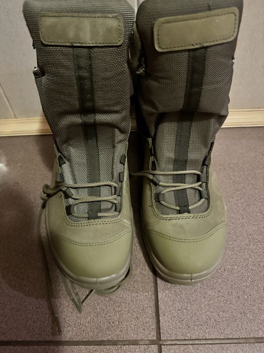 Ботинки берцы  олива