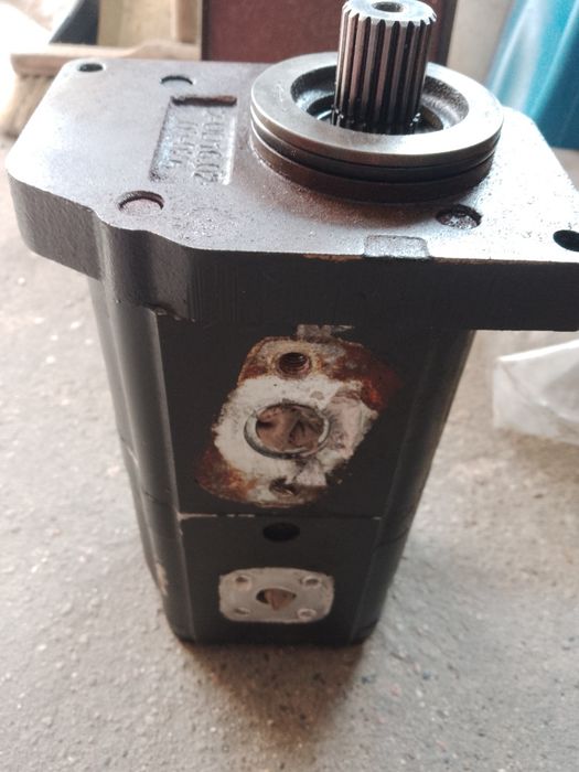 Pompa hydrauliczna chłodnica oleju Zetor Proxima power