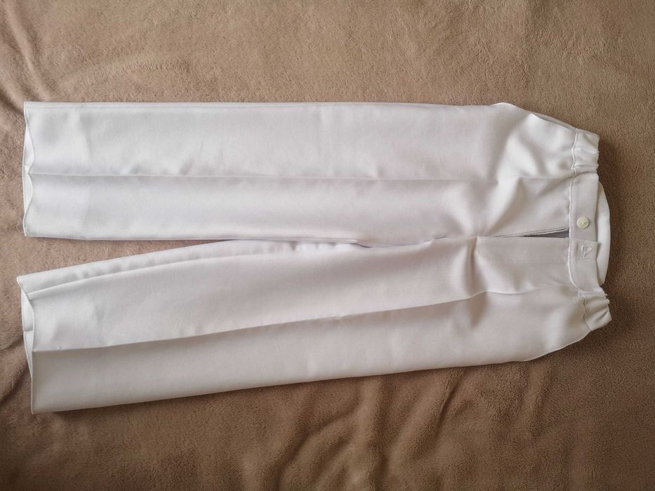 Strój komunijny dla smukłego chłopca 134 - kompletny