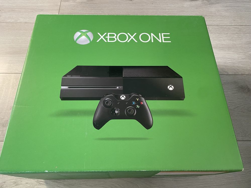 XboX One 500GB pad sluchawki pudełko gry
