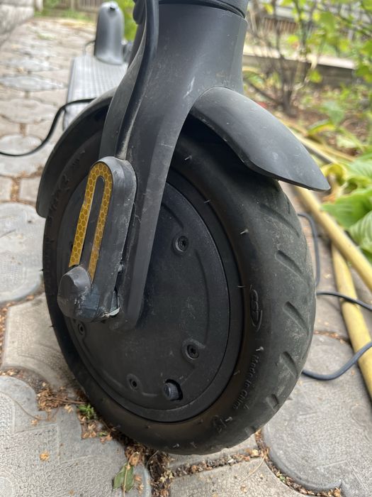 Электросамокат Xiaomi Mi Electric scooter 1s Black