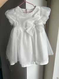 Piekna biala sukieneczka na chrzest roczek 86
