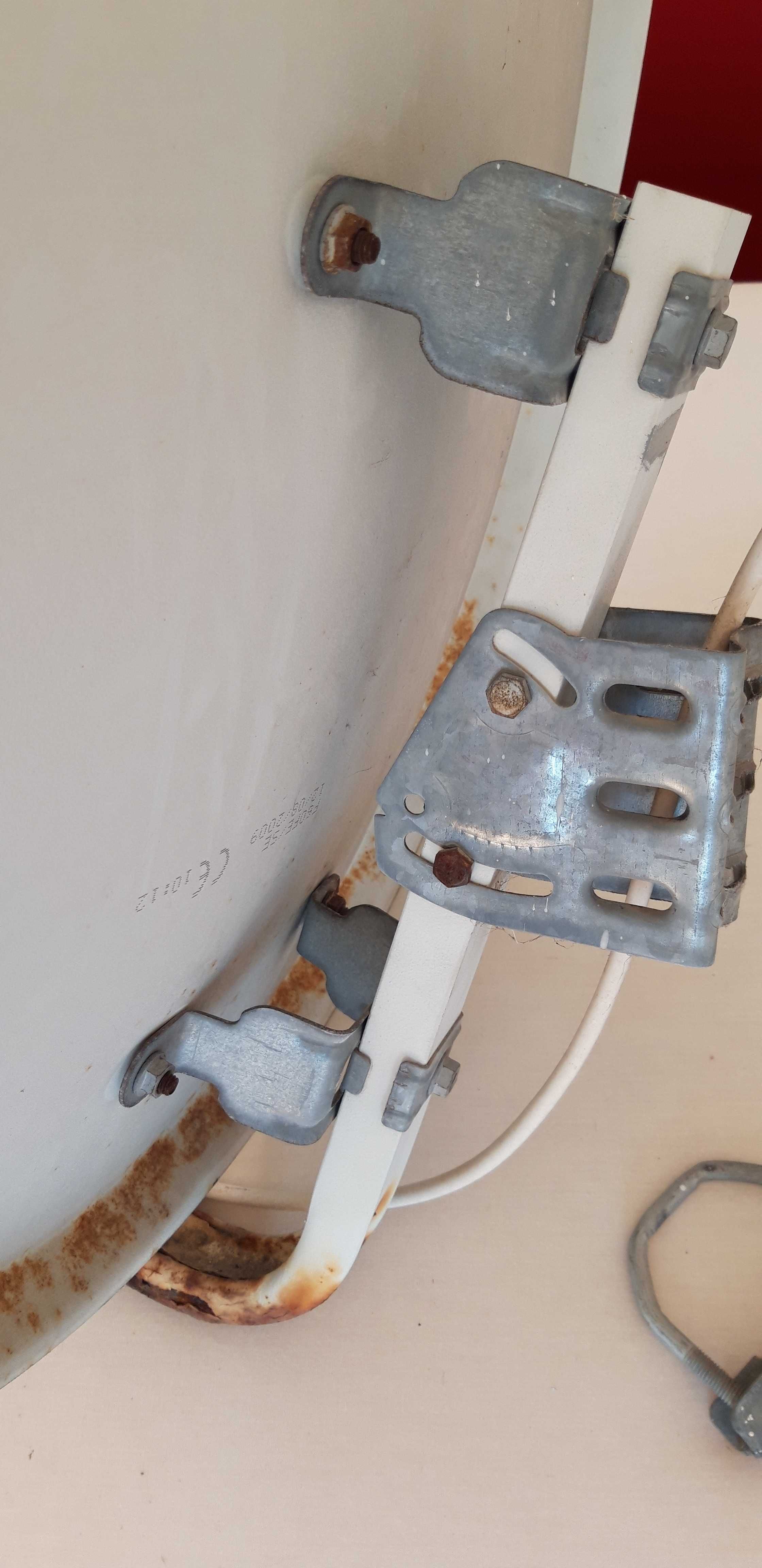Antena parabólica