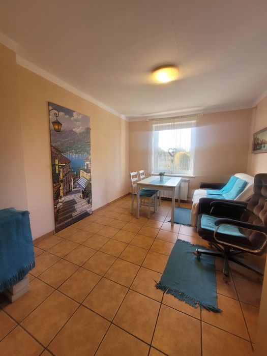 Dom z 2002 roku parterowy 75m2 z poddaszem.działka 1320 m2