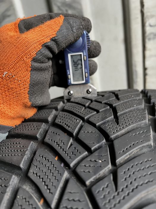 1x Opona goodyear ultragrip performance 225/50/17 2019r.