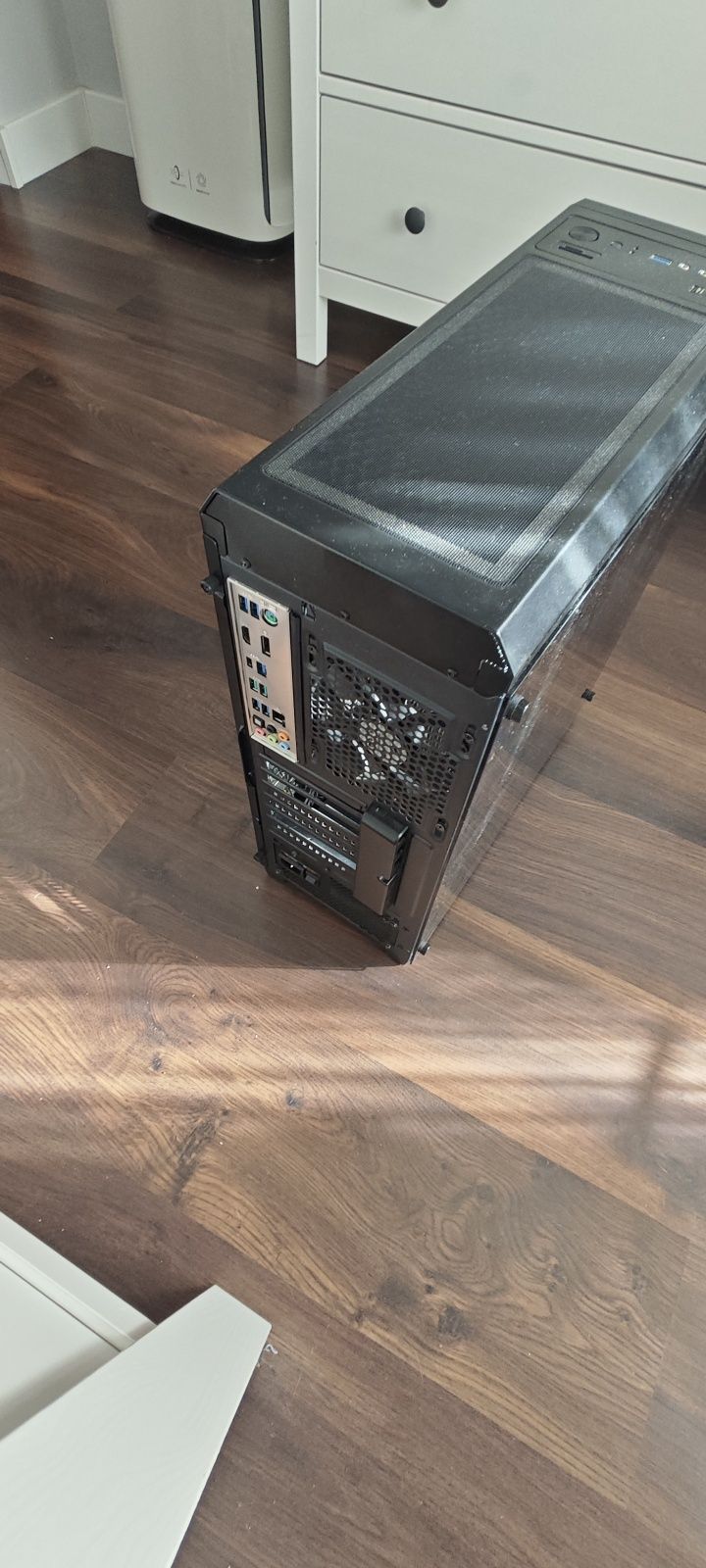 Komputer 5600x x470 32gb 1tb