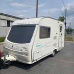 Avondale dart 380 2  2004r