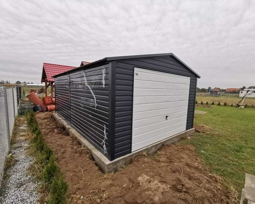 Garaż blaszany na samochód Blaszak Garaże blaszane Blaszaki Wiaty Raty