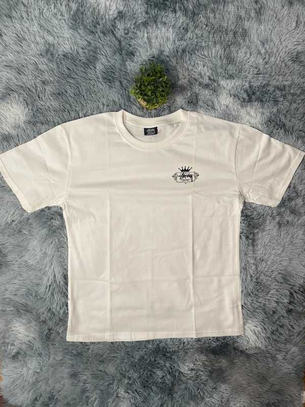 Nowa koszulka Stussy, rozmiar M