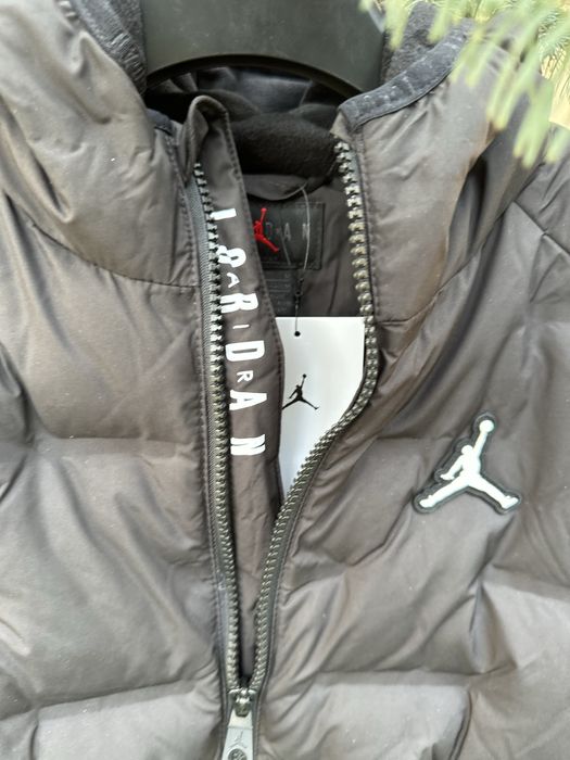 Підліткові пуфери Jordan, оригінал, нові