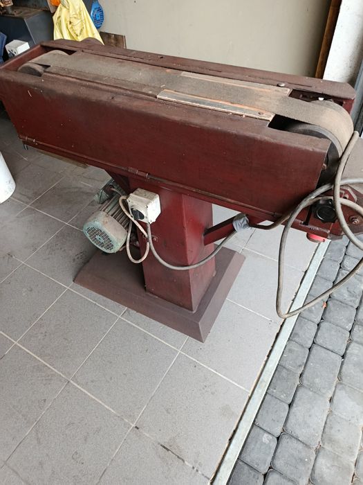 Szlifierka taśmowa stacjonarna - genialny wyrób