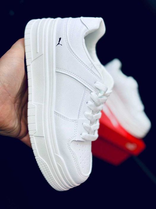 Женские осенние кроссовки puma белые натуральная кожа непромокаемые