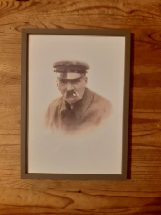 Reprodukcja portretu marszałka Józefa Piłsudskiego