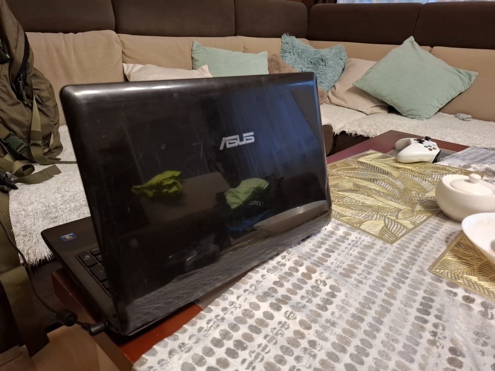 Sprzedam laptop asus k52j
