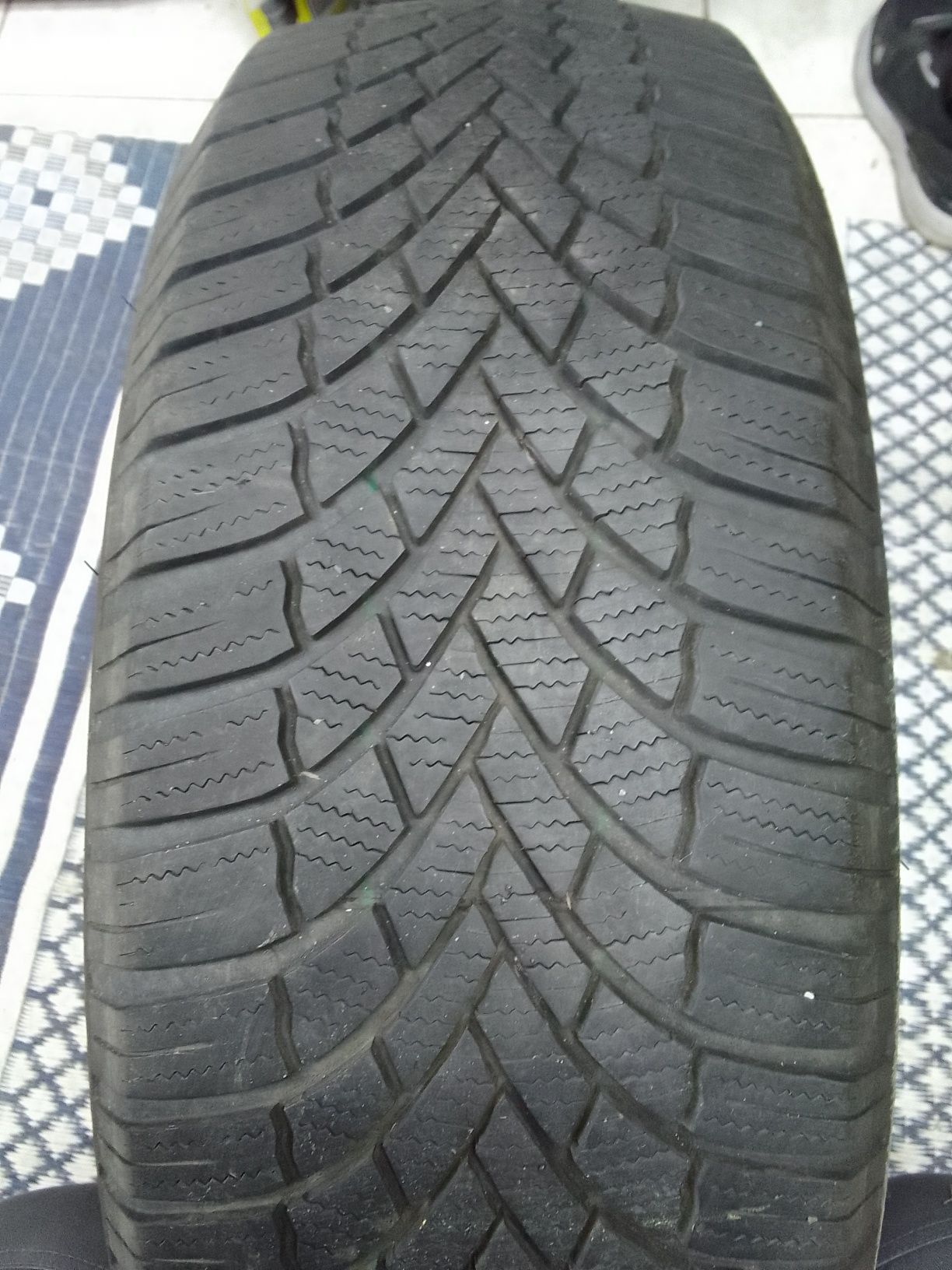 Opona zimowa 195/65r15 BRIDGESTONE 2019r 6mm