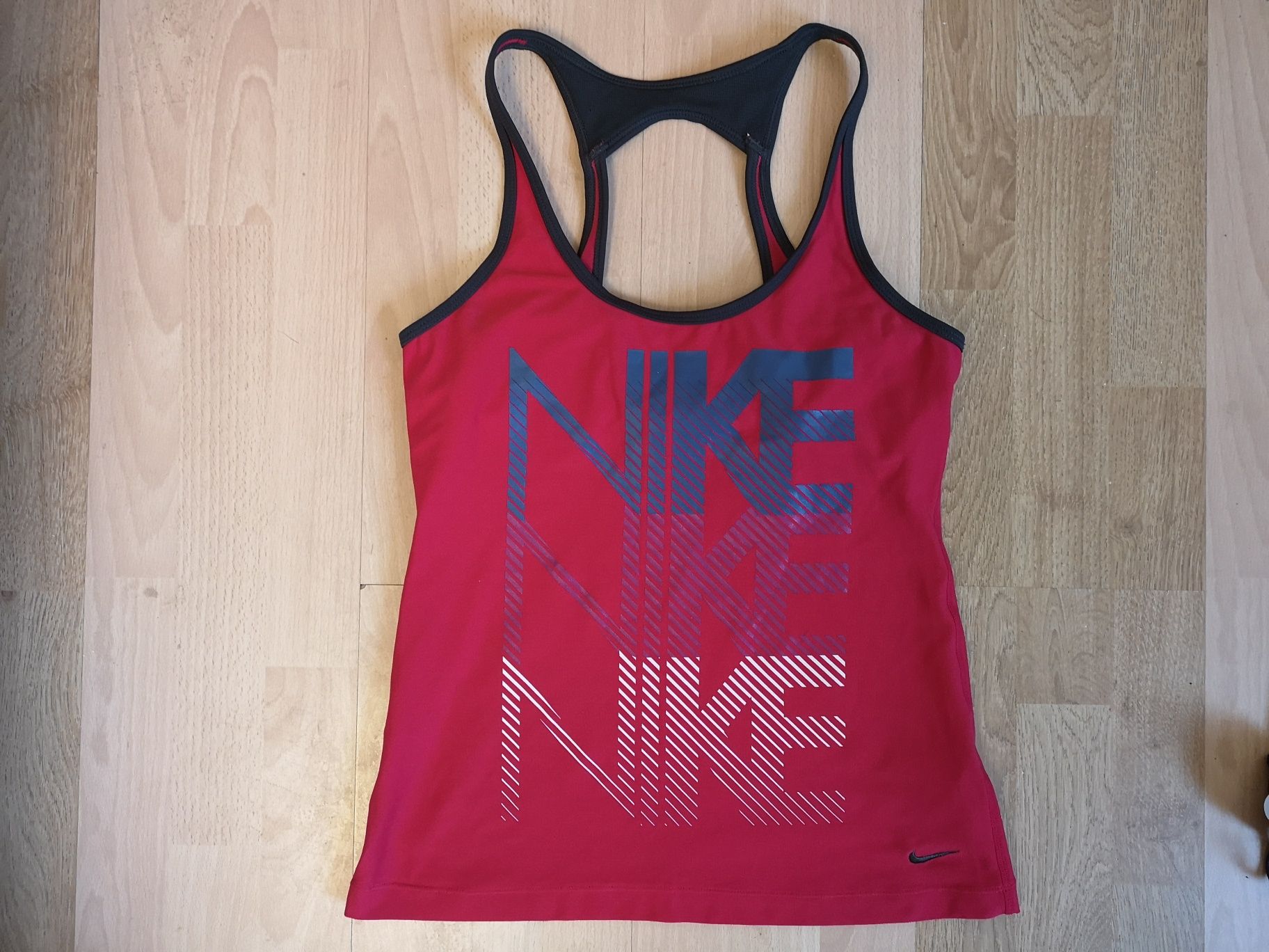 Koszulka Nike M stan bdb