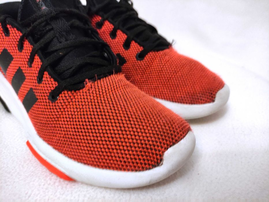 Buty sportowe Adidas CF Racer pomaranczowe -r.36,5