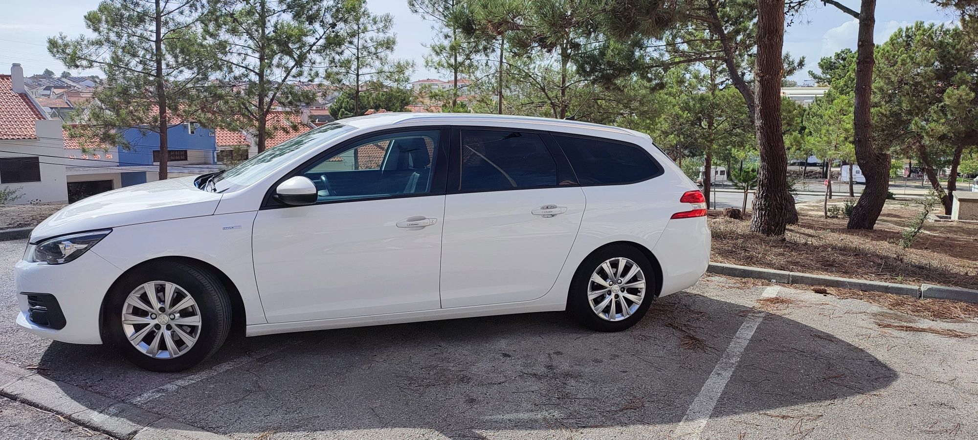 Peugeot 308 sw style 130cv