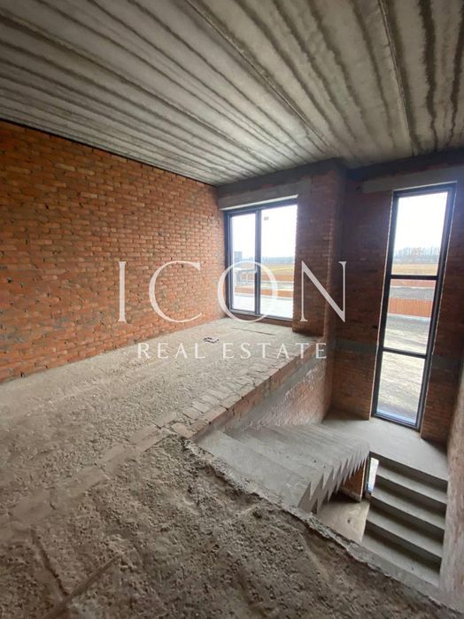 Продаж будинку | 296м² | KM «Тепло», c.Крушинка