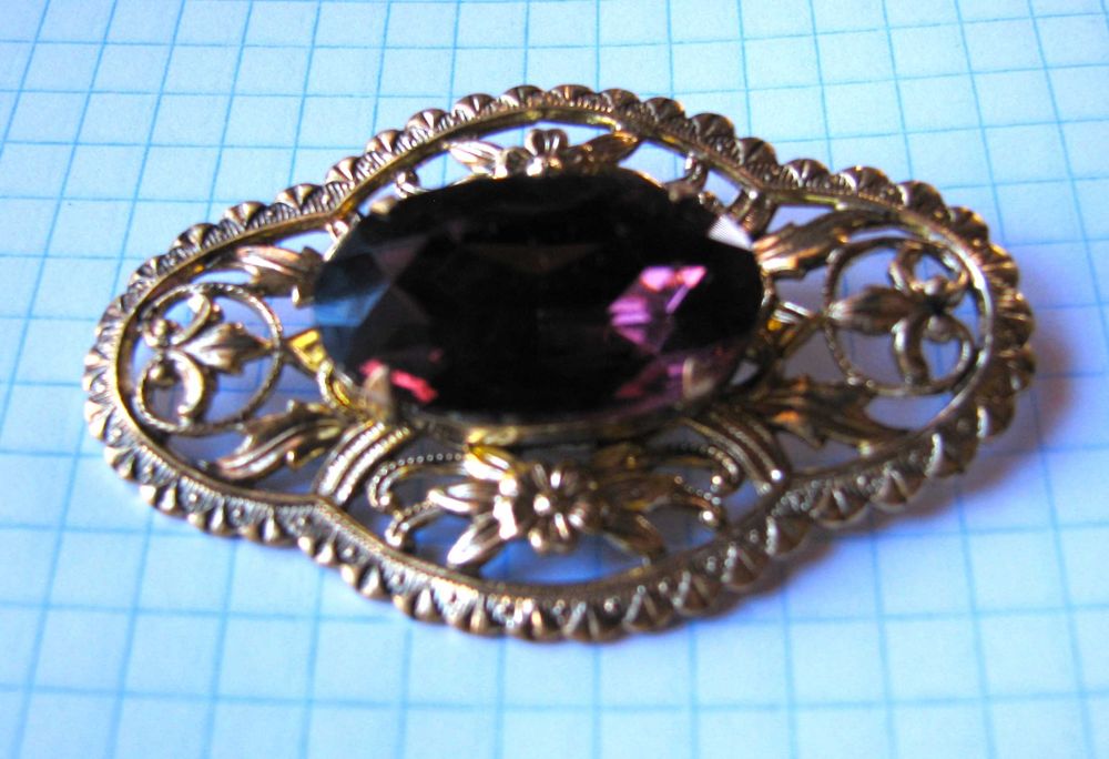 Брошь ЧССР. Как новая. Крупная.