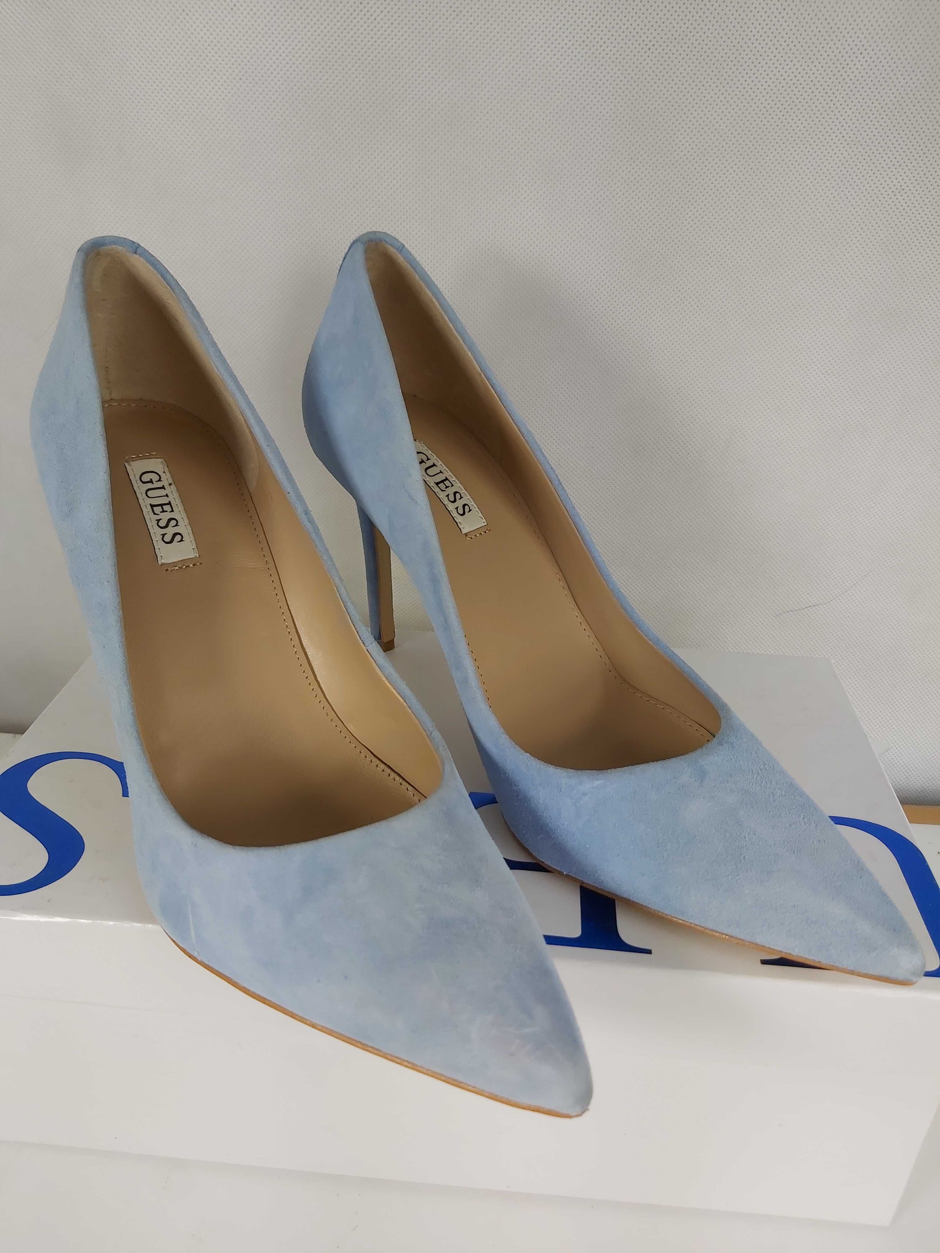 Szpilki  czółenka zamsz GUESS błekit baby blue niebieskie 40 a267