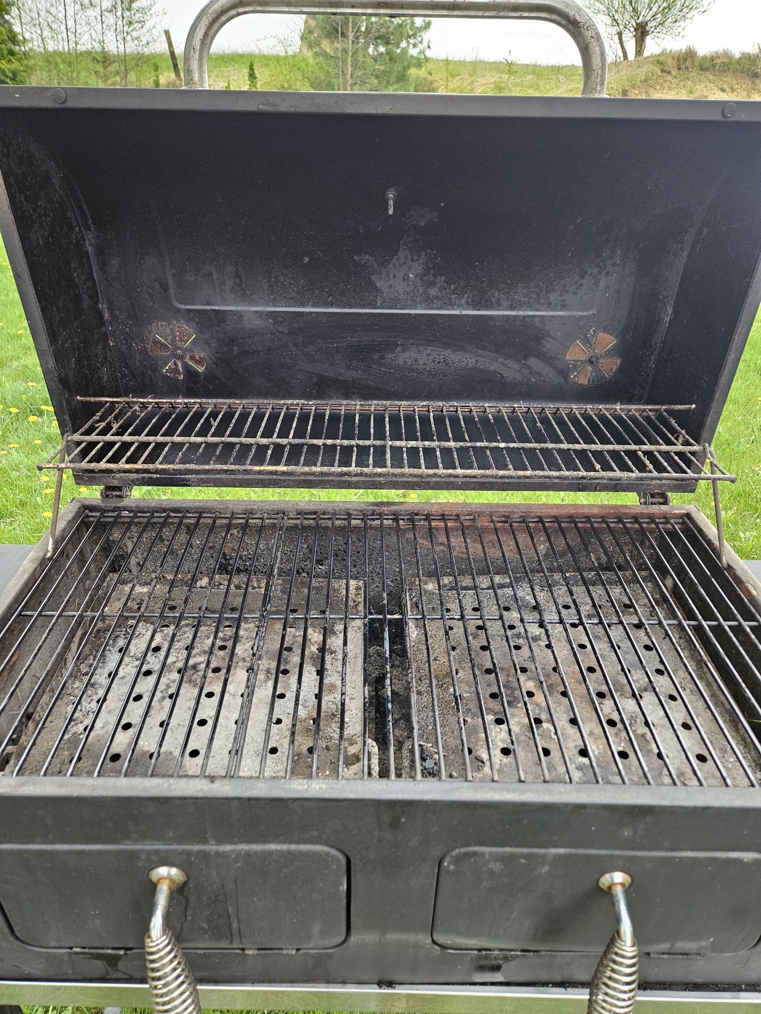 Grill Landmann węglowy