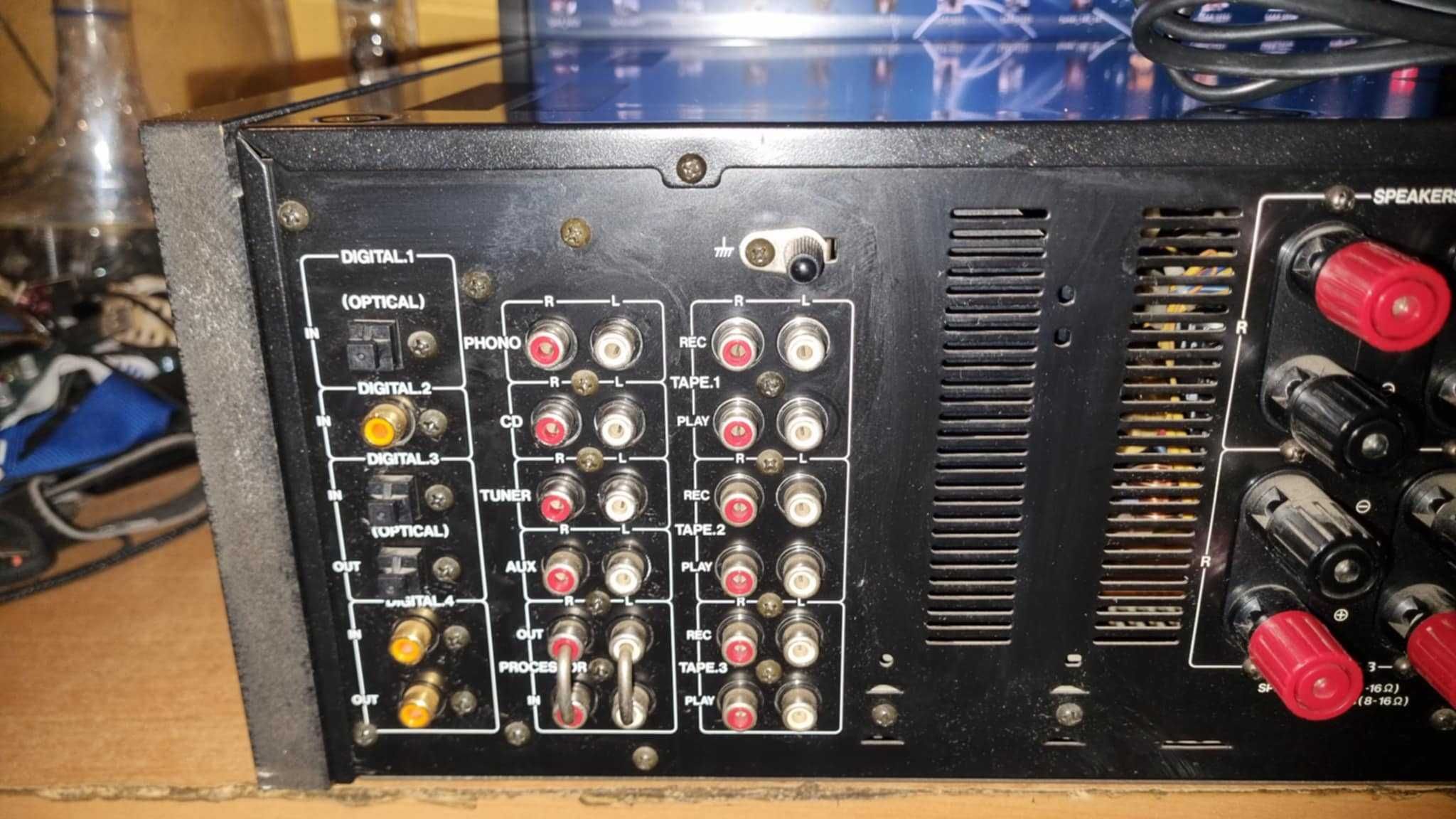 Potężny wzmacniacz Akai AM-95 2x180Watt 4ohm Reference Master Digital