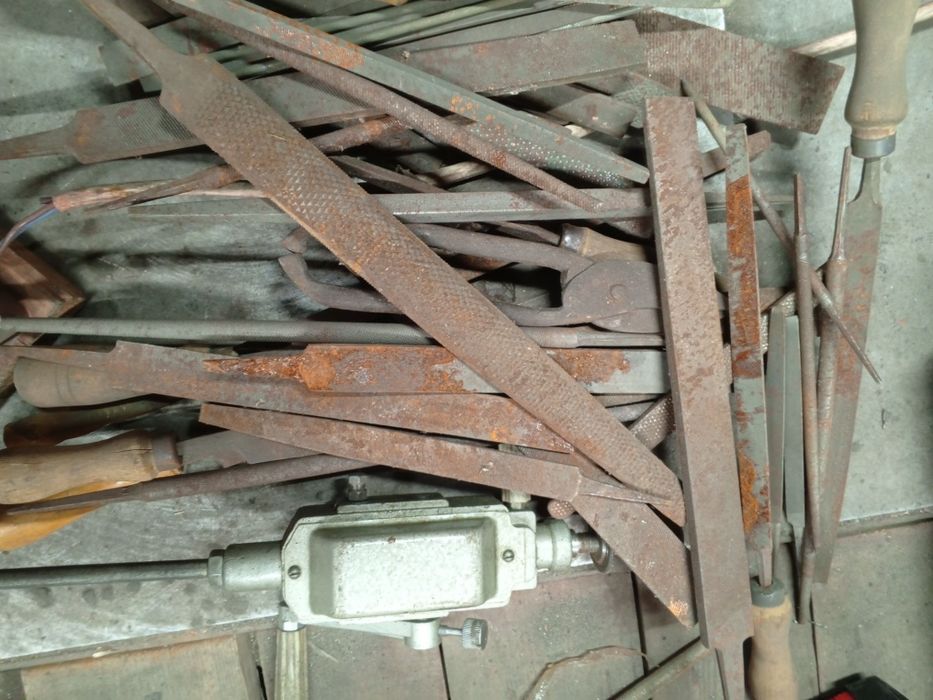 Продам напільнікі, рашпеля, дрель.