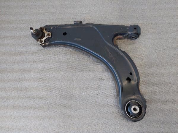 Braço de suspensão frente esquerdo AUDI A3 (8L1)