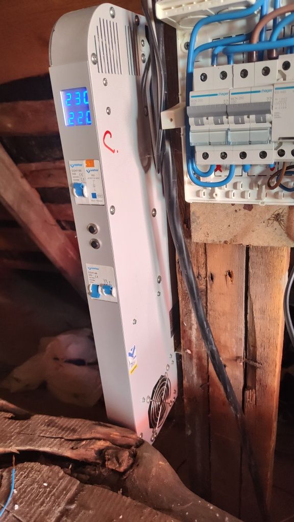 однофазних стабілізатора напруги Volter Smart 5.5 кВт