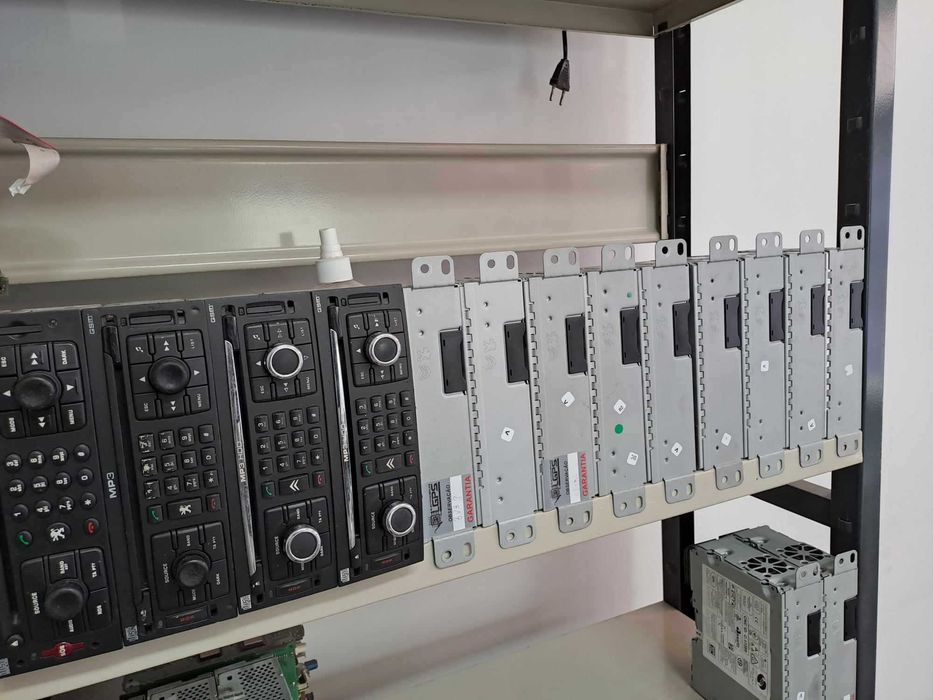 Reparação Rádios Peugeot,Citroen