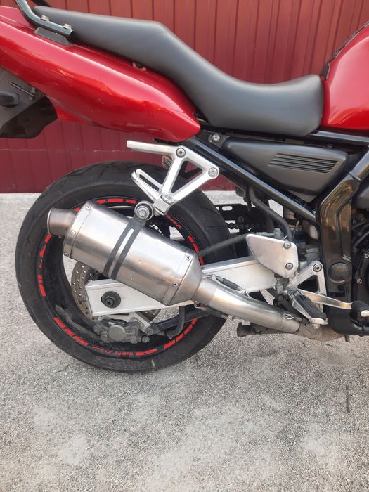 YAMAHA FZS 600 2001 року